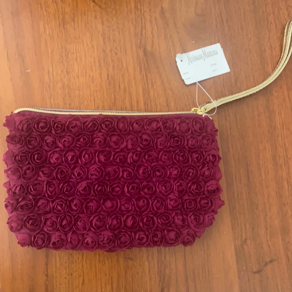 Rosebud pattern Neiman Marcus wristlet
